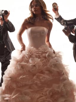 Luxurious A Line Women's Wedding Dresses Strapless Flowers Vestidos De Novias De Boda Bride Gowns Customized Backless Vestidos