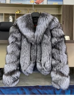 Women's Luxury Natural Fox Fur Jacket Long Turn-Down Collar Real Fox Fur Jacket Turn-down Collar Luxury