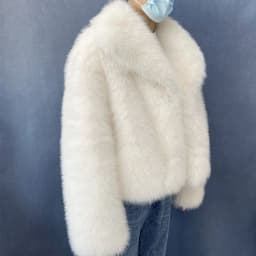 Women's Plus Size Winter Fur Coat Fox Large Lapel Loose Short Top Elegant Warmth for Cold Weather