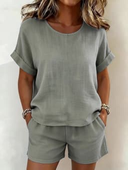 2026 Summer New Women's Solid Color Casual Crew Neck Short Sleeve Top & Shorts 2-Piece Outfit Set