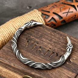 Stainless Steel Bangle for men Vintage Viking Rune Amulet Bracelet Jewelry Scandinavian Punk Hip Hop Wrist Gift for Girls