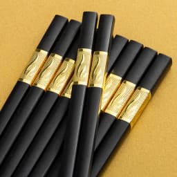5 Pairs 24cm Reusable Chopsticks Sushi Sticks Non-Slip Chopstick Korean Japanese Food Chinese Wood Chopsticks Set