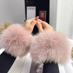 2026 New Style Fox Fur Cuff Arm Warmer Lady Bracelet Real Fur Wristband Glove High Quality Fox fur Cuffs Hot Sale Wrist Warmer