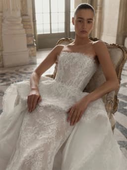 Tokyo Custom Strapless Lace Wedding Dress Ruffled Overlay Mermaid Bridal Gown Sweep Train Formal Evening Wedding Attire