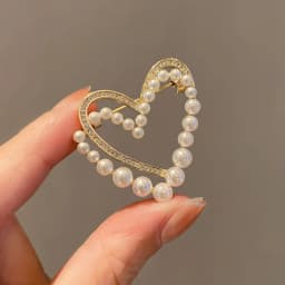 Green Red Crystal Rhinestone Four-Leaf Clover Flower Brooches Lapel Pins Jewelry Clothing Accessories Brooch for Women 2024