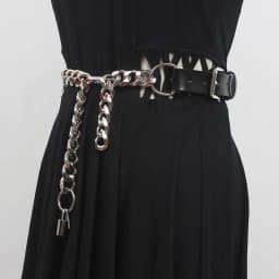 [EAM]  Pu Leather Black Thick Metal Chain Long Wide Belt Personality Women New Fashion Tide All-match Spring Autumn 2026 1DD9566