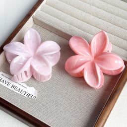 Elegant Flower Hair Clip Crab 8cm Large Plastic Hair Claw Clips For Women Hairclip Cute Beach Hair Accessories Hawaiian Barrette
