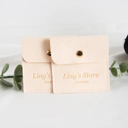 100Pcs Customized Logo 8x8cm Jewelry Microfiber Snap Bag Velvet Envelope Button Pouch Portable Travel Gift Organizer Ring Pocket