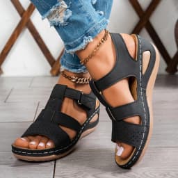 Thick-soled plus-size women's sandals 2026 new solid color cross-stitched wedge beach women's slippers