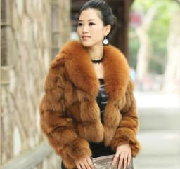 Women's Short Real Fox Fur Winter Jacket Thick Warm Natural Coat Fashion Outerwear for Cold Weather