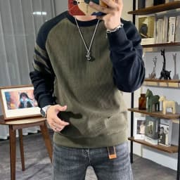 New Men's Long Sleeved Round Neck Pullover Casual Base Sweater with Vertical Stripe Splicing Contrasting Color Sweatshirt XJ170