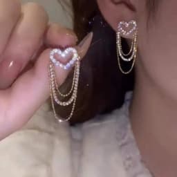 2023 New Fashion Trend Unique Design Elegant Exquisite Light Luxury Love Earrings For Women Jewelry Wedding Party Premium Gift