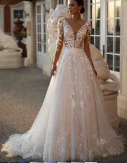 RODDRSYA Customized Luxury Long Sleeves Wedding Dress A Line Applique Lace Scoop Neck Soft Tulle Boho Bridal Gown Sweep Train