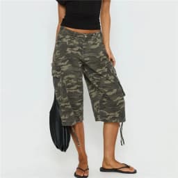 Women Y2K Cargo Bermuda Shorts Low Waist Drawstring Hem Loose Fit Multi Pocket Aesthetic Camouflage Denim Shorts Streetwear