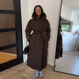 Elegant Long Belted Waist Tie Hooded Puffer Coat Quilted Thick Maxi 2026 Winter Daily Travel Outdoor Outerwear Casual Overcoat