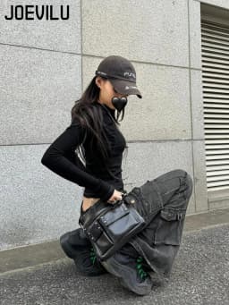 Women's Low Waist Cargo Jeans Black Washed 2000s Y2K Retro Distressed Whiskers Multi-Pocket Bootcut Micro Flare Pants Grunge New