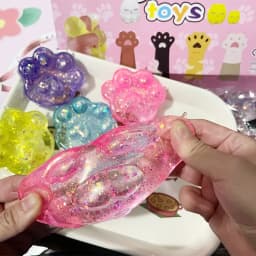 Cat Paw Taba Squishy Toy – Ultra-Soft Stress Relief Squeeze Toy with Quick Recovery, Cute Cat Paw Design, Mix Colors