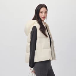 Semir Women Down Vest 90 Percent Down Fill Loose Fit Water Repellent Balloon Shape Hooded Layering Versatile 2026 New