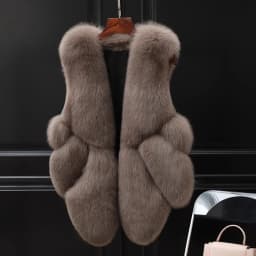 2024 autumn and winter new fox fur vest women's short coat young fur integrated vest winter coat women