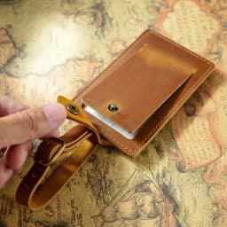 Vintage Leather Luggage Tag, Premium Full-Grain Leather Travel Tag, Creative Gift for Travelers, 11x7x5cm 40g
