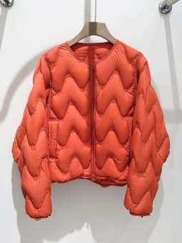 Janveny 2026 New Autumn Winter Lightweight Wave Quilted Puffer Jacket Women Loose Round Neck Short White Duck Down Coat Outwear