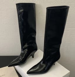 Punk-Style Belt Buckle Mid-Calf Boots for Women Square Heel Motorcycle Boots Pu Leather Pleated Boots Street Retro Riding Boots