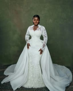 Customized African Plus Size Mermaid Wedding Dress Illusion Detachable Train Long Sleeves Lace Beaded Bridal Gowns for Bride
