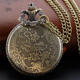 Map Logo Hollow Carved Steampunk Quartz Pocket Watch Bronze Vintage Fob Chain Pendant Necklace Men's and Women's Festival Gift