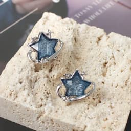 Korean Style Small Daisy Flower Ear Clip Earrings Spring Simple White Purple Petal Flower No Piercing Clip Earrings for Women