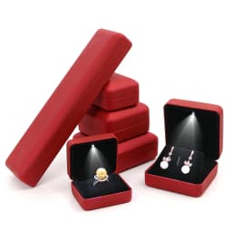 LED Ring Box Wedding Engagement Pendant Bangle Bracelet Earring Storage Case Customized Logo Gift Packaging
