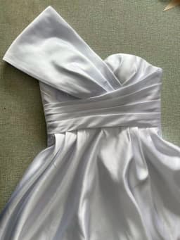 Customized Modern A-Line Wedding Dresses Buttons One Shoulder Satin Ruched Bridal Gowns Vestidos De Noiva 2023