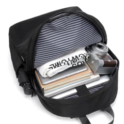 Men's casual business backpack, large capacity computer bag, waterproof fabric, suitable for daily commuting, school, travel