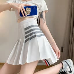 Gray School Style Women's  Skirt with Four Stripes Autumn Winter Short A-Line Pleated Skirt JK Skirt Design Sense