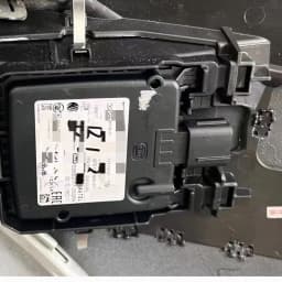 2000pcs PPP / Abs Welding Plastic Pillars On Car Door Panels