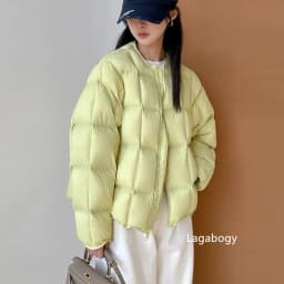 Lagabogy 2025 Autumn Winter Fluffy Light Puffer Jacket Women Baseball Collar Thicken Warm Oversized White Duck Down Short Coat