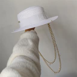 Metal letter beige straw hat handmade design hat pearl chain summer sun hat new letter hat beach women gorras para hombres