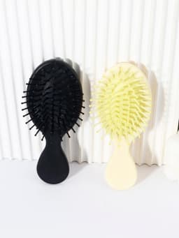 2pcs Multi-Color Mini Portable Air Cushion Hair Brush, Exfoliating Massage Air Cushion Comb Special for Real Hair Wigs