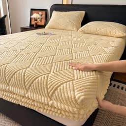 Geometric Jacquard Fleece Fitted Sheet Winter Thickened Warm Mattress Cover Solid Color Soft Plush Sheet for Single Double Bed