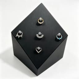 Faux leather Display Stand for 16G 14G Body Piercing Jewelry Display Holder Belly Nipple Body jewelry Organize