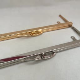 Kiss Lock Clasp Purse Frame with Chain Rings for Wallet Making Handbag Marriage Bag Closure Parts and Accessories with Screws