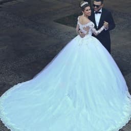 A-Line Luxury Princess Wedding Dresses 2023 Long Sleeve Lace Charming Bride Dress For Women