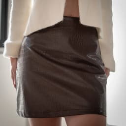 Crocodile Embossed Faux Leather Midi Skirt Front Slit High Waist Bodycon Pencil Skirt Women 2026 Autumn Vintage Fashion Outfit