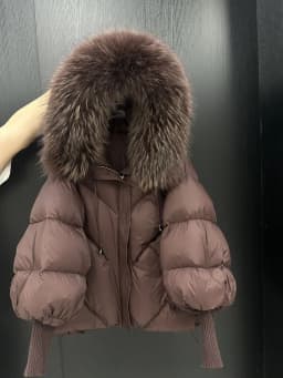 Winter Hooded Natural Large Fur Collar Down Jacket Women Short White Duck Down Outwear Female Lantern Sleeve Warm Quilted Jacket