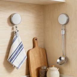 1/2/3/5pc No Punch Self Adhesive Retractabl Towel Rack Wall Mount Towel Holder Auto Rebound Design with Strong Clip for Bathroom