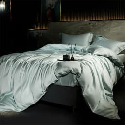 Solid 100% Silk Bedding Set with Duvet Cover Flat Bed Sheet Pillowcase Luxury Mulberry Silk Bedsheet Bed Linen Soft Quilt Cover