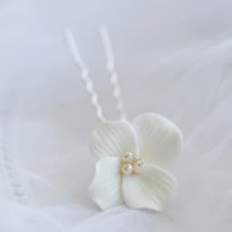 Ceramic Flower Side Hair Comb With Pearls Luxurious Headpiece Wedding Hair Accessories For Women Bridal Marriage Hair Jewelry
