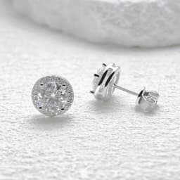 NeeTim 0.5-2CT Moissanite Stud Earrings for Women Sparkling Lab Diamond Sterling Silver S925 Wedding Party Jewelry Certified