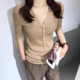 Europe station thin worsted cashmere sweater short sleeve V-neck summer solid color knitted T-shirt women's mid-sleeve top