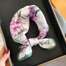 100% Real Silk Scarf Women Square Neck Tie Wrist Shawls Wraps for Ladies Foulard Scarves Pashmina Female Hijab Bandana Bufanda