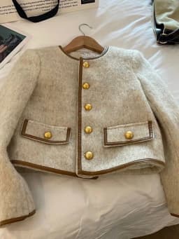 Autumn Winter New Style Warmth Outerwear Women's round Neck Slim Fit Cashmere Coat Leather Design Gold Button Small Fragrance...